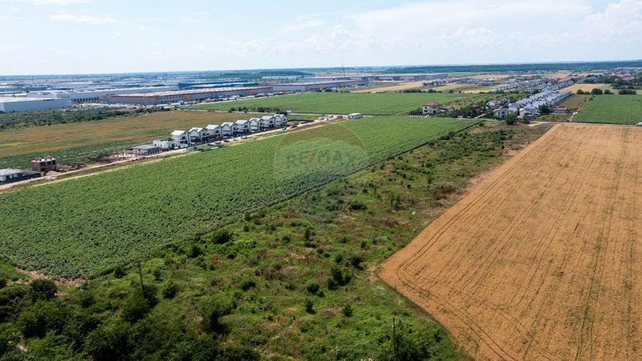 Vanzare teren intravilan 8,600mp Dragomiresti-Vale - langa A0 si A1