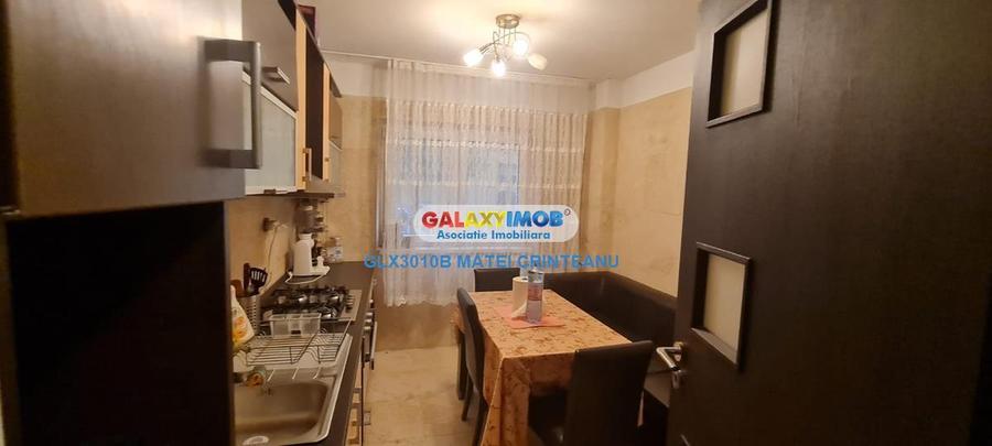 Inchiriez apartament 3 camere Gorjului