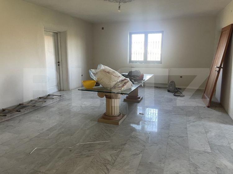Casa de vanzare | 384mp construiti | Botiz