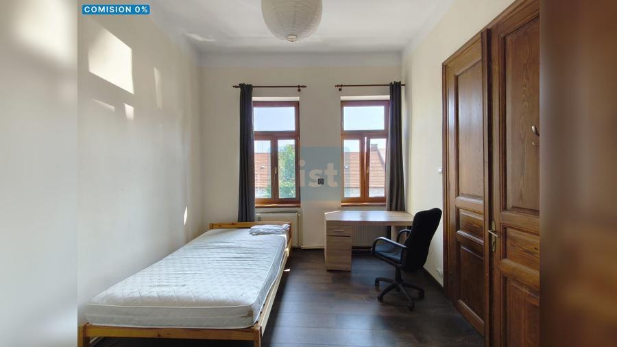 Inchiriere apartament cu 4 camere Ultracentral