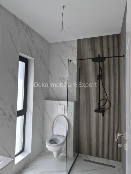 Vila Individuala 5 camere, dormitor parter LA CHEIE! - 26