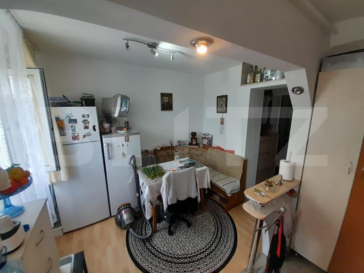 Apartament cu 2 camere, 52 mp, etaj 3, zona Decebal