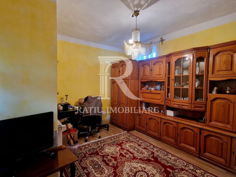 Casa cu 6 camere de vanzare | Teren 557 mp | Salonta | Bihor