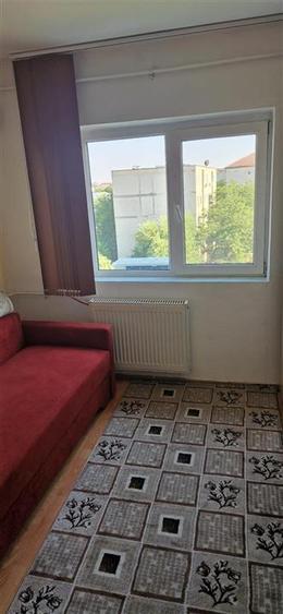 Garsoniera Girocului Plavat 2 etaj 4
