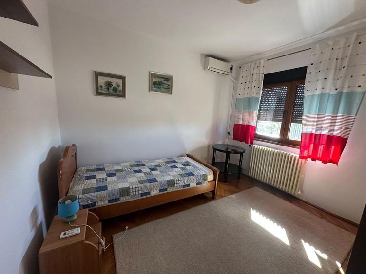Apartament 3 camere | Apusului | 2 băi | Balcon tip terasă