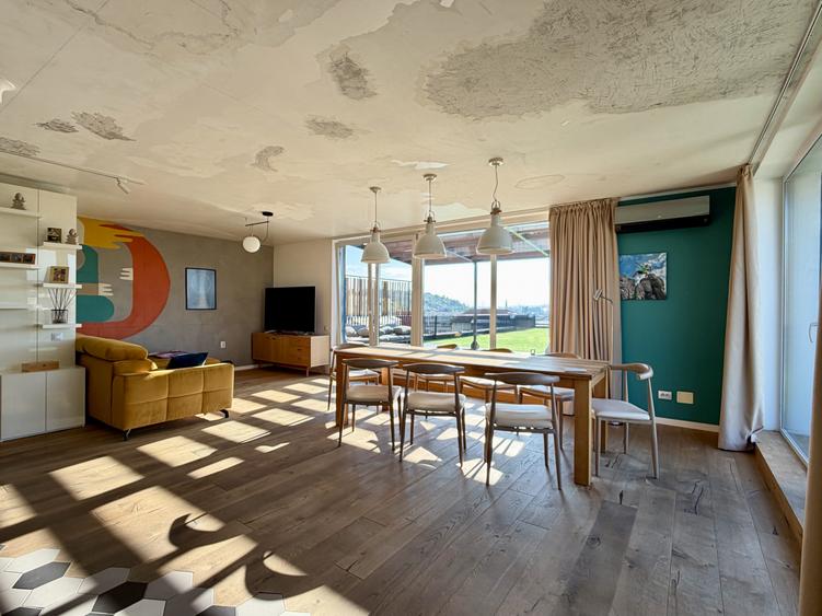 Penthouse în Grigorescu 125 mp utili, 214 mp terase, 2 parcări subterane