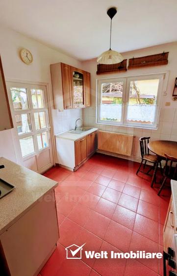 Casa calcan, cart Gheorgheni, 5 camere, 2 bai, garaj, anexe, curte
