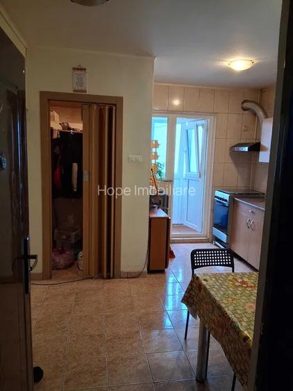 Berceni - Bulevardul Obregia - Apartament 3 camere decomandat - 4