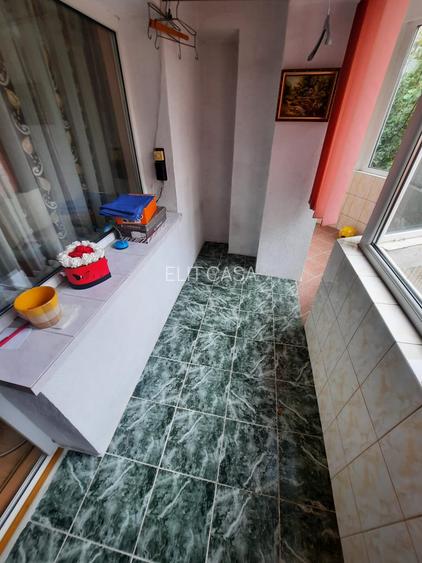 Aprtament cu 2 camere decomandat, etajul 1/4, zona Pacurari - 6