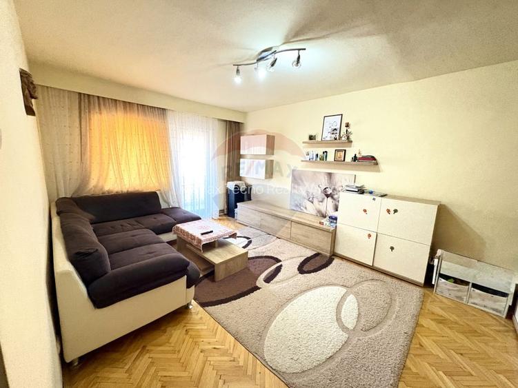 Vanzare apartament 3 camere decomandat cu loc parcare Micalaca zona300 - 5