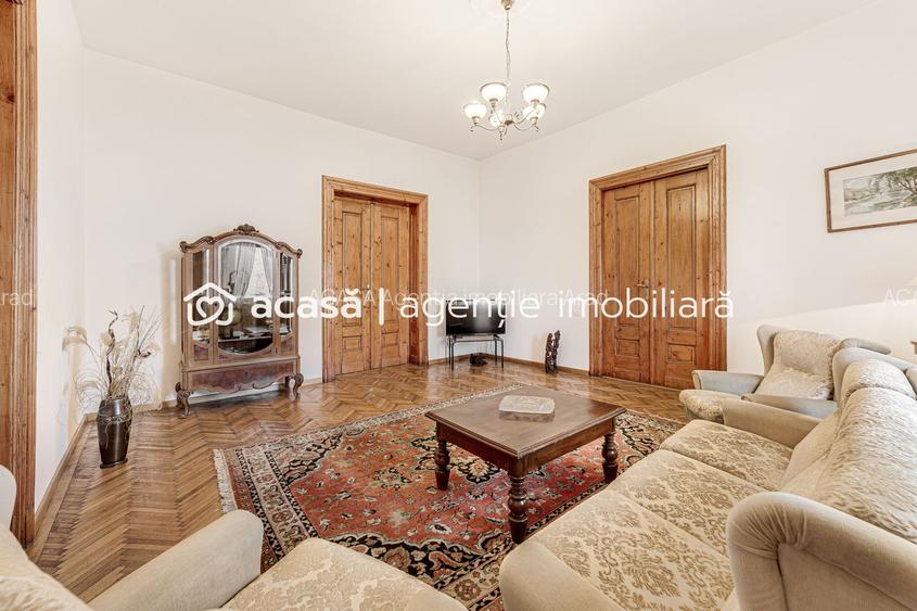 Bijuterie arhitecturală cu istorie. Confort modern, Ultracentral. - 9