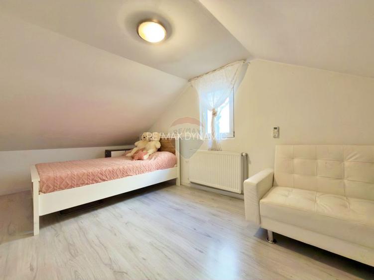 Casă cu 5 camere de vânzare în zona 3 Insule, Arad - 4