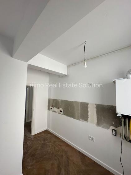 Apartament de 2 camere cu terasa zona de Nord/Aviatiei/Comision 0 - 7