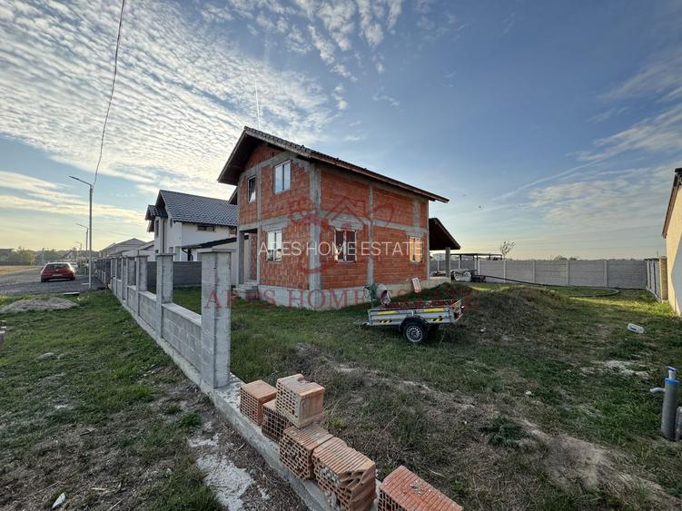 Casa individuala P+M Giroc. Strada linistita doar de case. Comsion 0 - 4
