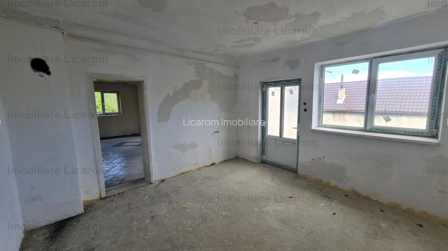 Vila P+E+Pod in Codlea zona cu aer curat,teren 1050 mp - 11