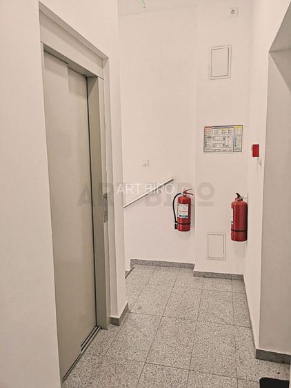 Zero comision, 123mp birou ultracentral Universitate - Cismigiu, 5' M - 9