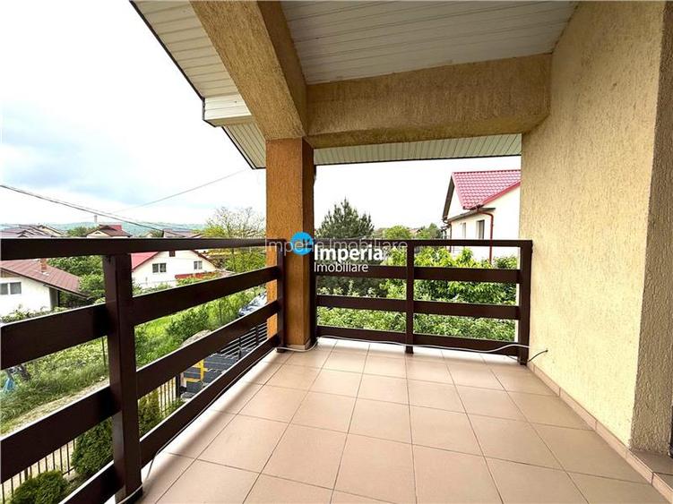 Vila 5 cam, garaj, 560 teren, str Noua Horpaz - 9