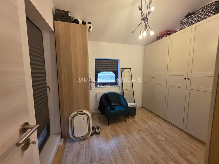 Complex Liziera de Lac, Comuna Frumusani, vila  partial mobilata si utilata - 14