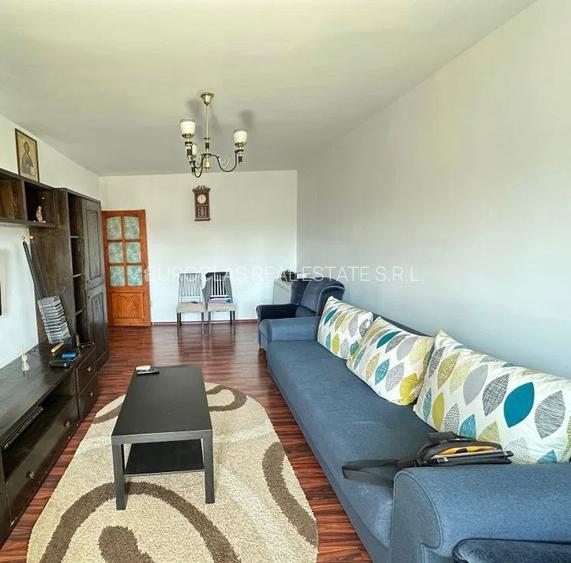 Apartament 3 camere - zona Dacia - 160.000 euro  (Cod E8) - 2