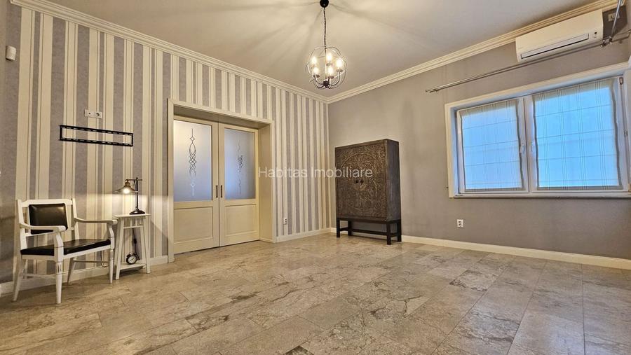 Apartament modern in vila, curte proprie, garaj, Centru - 14