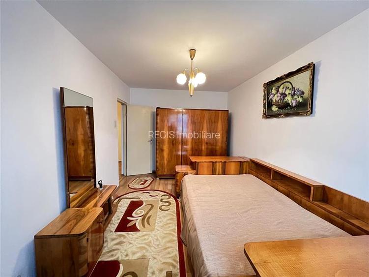 Vanzare apartament 2 camere - Astra, strada Cocorului - 13