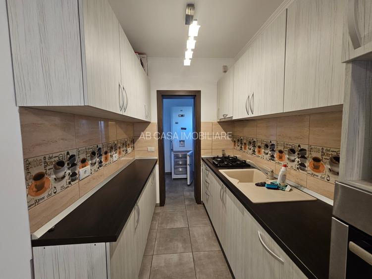 Duplex P+M, 5 camere, 3 băi, 3 balcoane, perete dublu, panouri, Dumbrăvița - 35