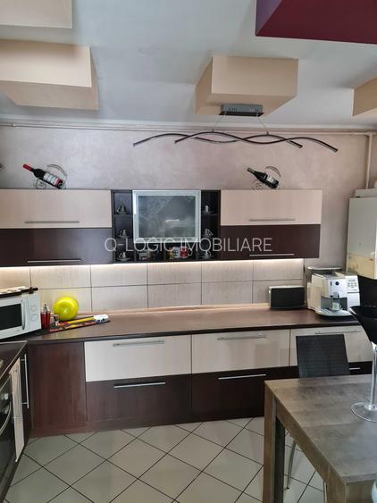 Apartament 4 camere mobilat si utilat zona Tractorul - Cerna - 6