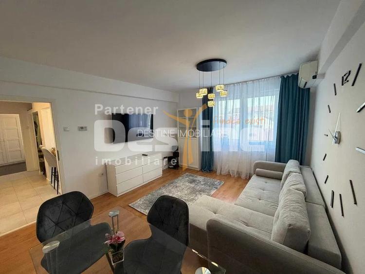 Apartament 2 camere, etajul 2 din 4, Zona Patria - 4