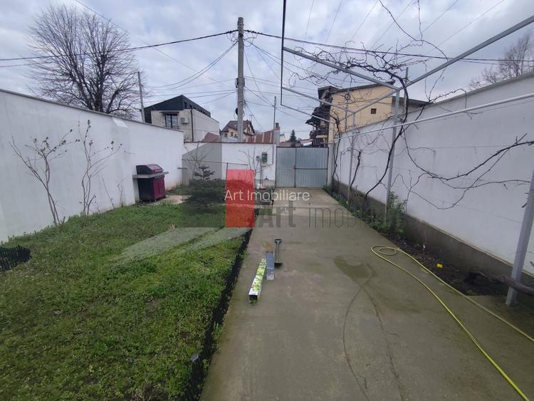 Casa de inchiriat in zona Giulesti - 2