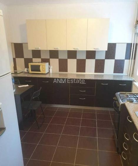 Apartament 2 camere bloc reablitat zona Pacii  - 4