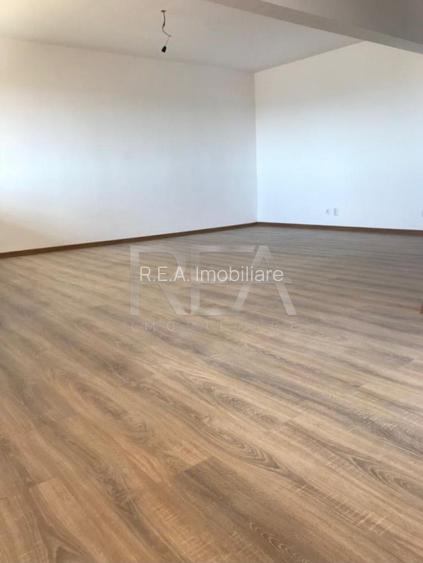 4 camere, Pantelimon, an 1979, inst. schimb., 103 mp - 4