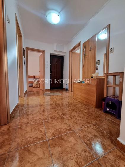 Ultracentral liceul Pedagogic-  apartament 4 camere decomandat - 6