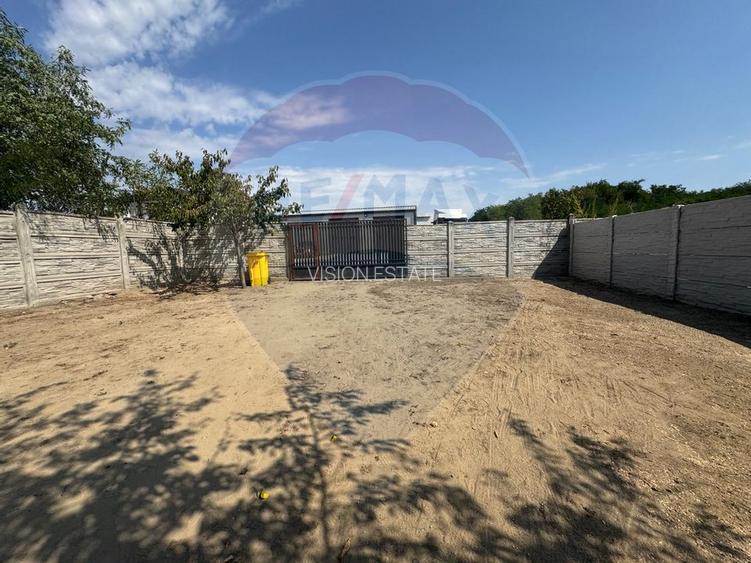 Casa / Vila cu 6 camere de vanzare - 28