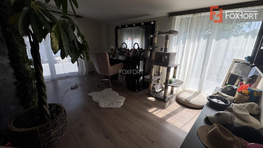 Casa spatioasa cu 7 camere si curte proprie, zona Dambovita - 15