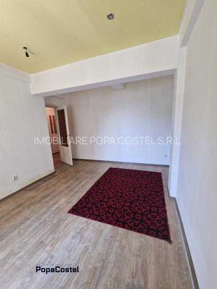 Piata Romana la metrou 2 camere decomandate 46,68 mp etaj 4/8 nemobilat, lift - 3