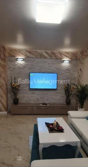 DE VÂNZARE – Apartament 2 camere Mamaia Nord |a  20 m de plajă 🌊 - 2