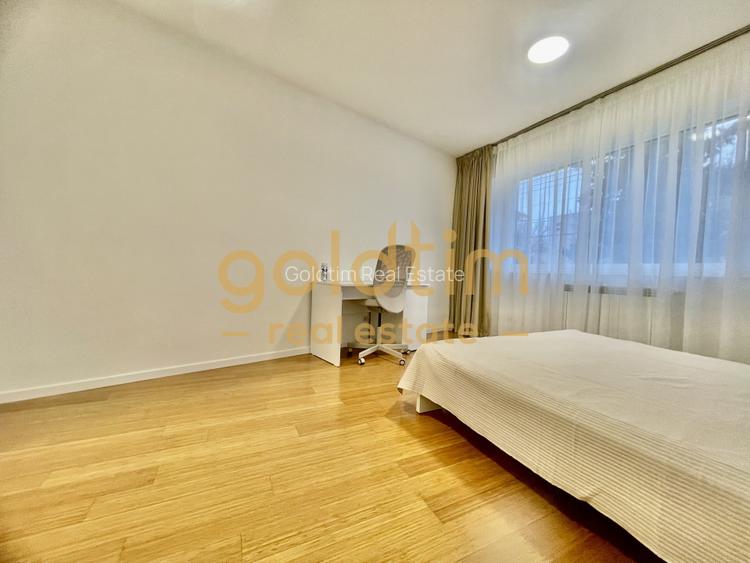 SUPERB/SUPRAFETE GENEROASE/2 BAI/ GRADINA SI TERASA 80 Mp - 27