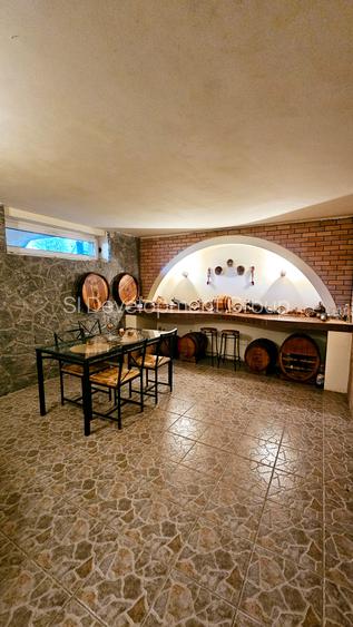 Casa individuala 11 incaperi | Zona Iancu Nicolae - Privighetorilor | Teren 627 - 29