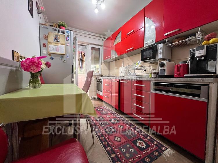 Apartament 4 camere decomandate | 82 mp | Etaj intermediar | Cetate - 2