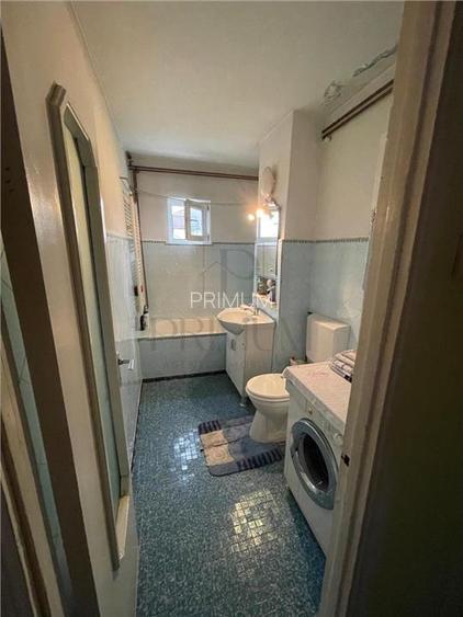 LUGOJULUI - 3 CAMERE - 2 BAI - 2 BALCOANE - CENTRALA PROPRIE - DECOMANDAT - BOXA - 13