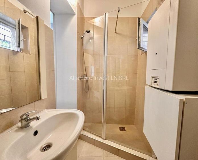 Inchiriez apartament tip studio cu centrala proprie, in spate la Patria - 6