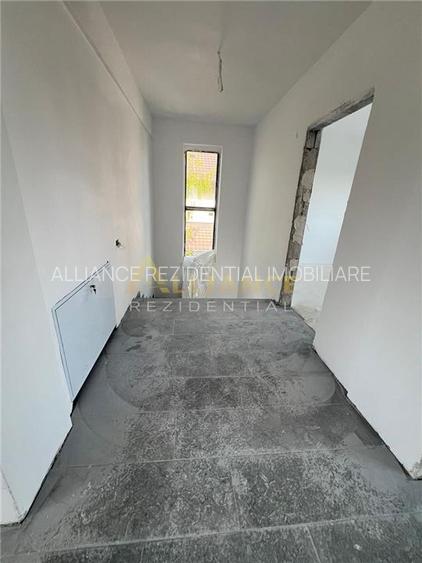 Vila Individuala - 5 camere-3 bai-Strada Miorita-500 M  de STV - 21