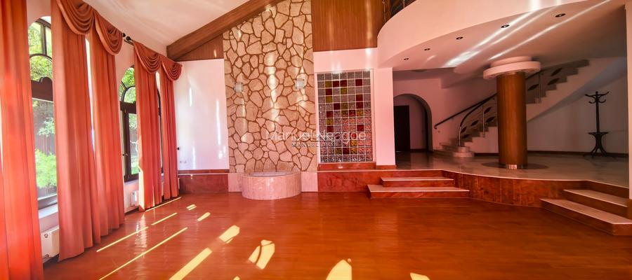 Proprietate Breaza Vila 1000mp , casa administrator , teren generos 3600mp - 15