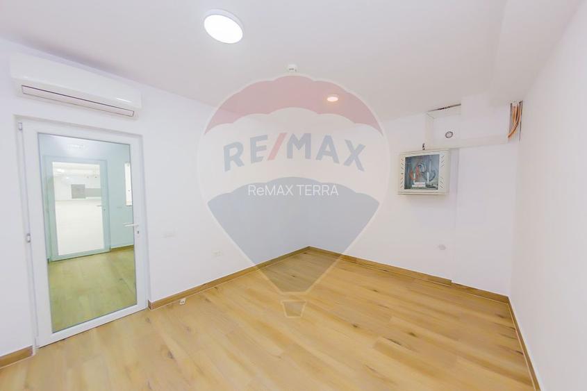 DE INCHIRIAT/VANZARE spatiu comercial cu acces TIR si parcare privata - 22