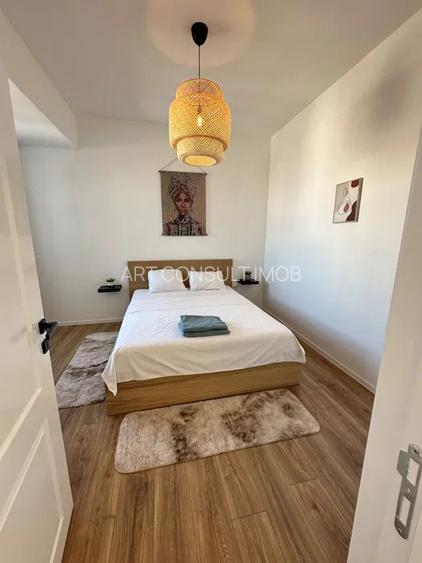 2 Camere | Piata Romana | Mobilat Utilat | Terasa | - 4