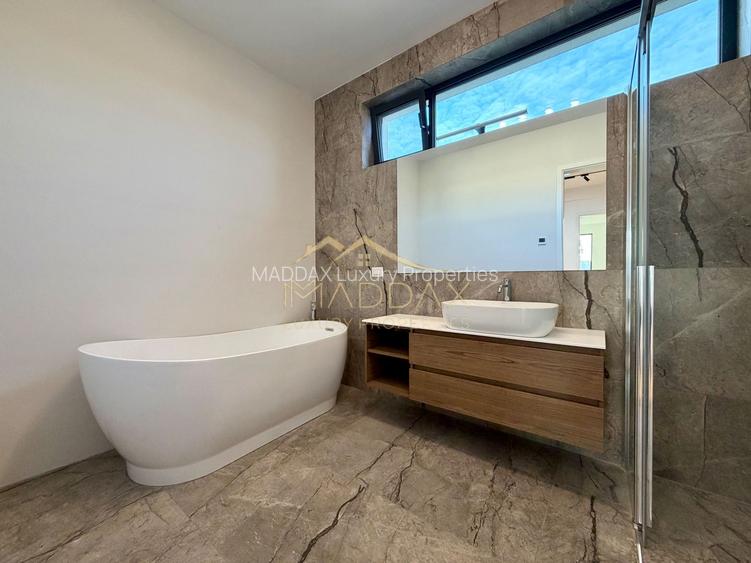 Vila Exclusivista in Mijlocul Naturii *959mp teren*/ 420mpc / Balotesti - 53