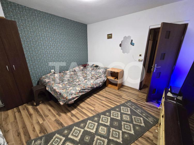 Garsoniera decomandata 28 mp utili mobilata utilata zona Tilisca Sibiu - 2