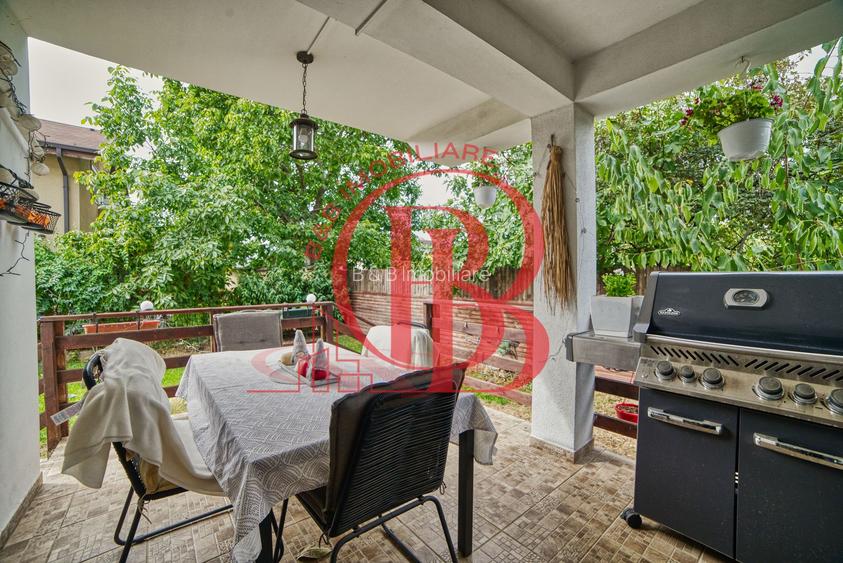 Casa complet mobilata 5 camere 3 bai curte generoasa - 9