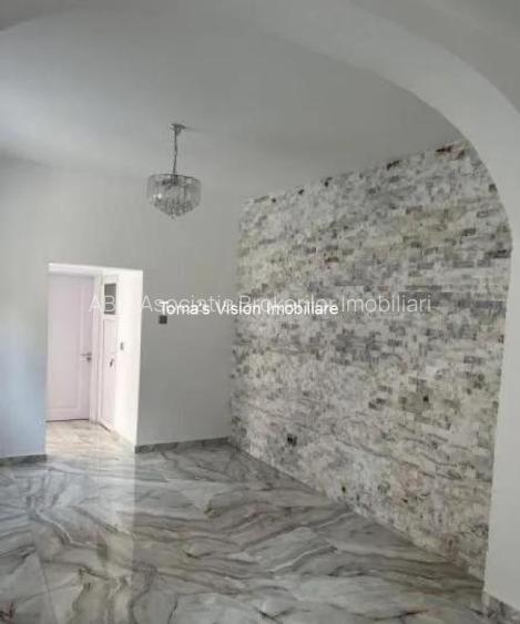 Vanzari Case / Vile Piata 1 Mai - 5