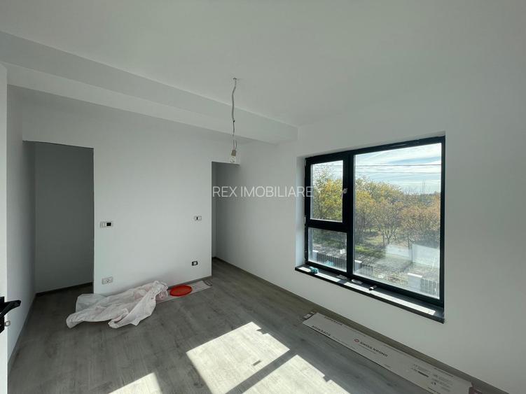 Duplex modern despartit prin baie - Mosnita Noua - 8
